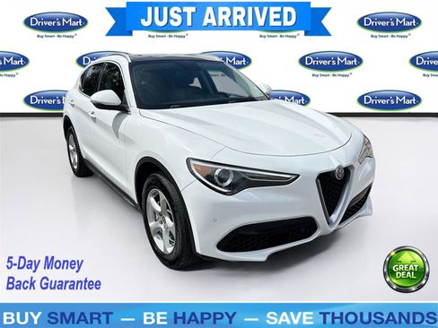 Used 2018 Alfa Romeo Stelvio AWD image 1
