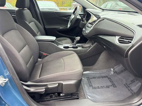 Used 2024 Chevrolet Malibu LT image 15