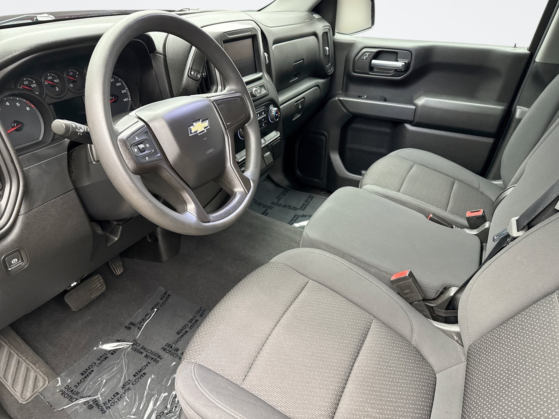 Used 2020 Chevrolet Silverado 1500 Custom w/ Custom Value Package AWD/4WD image 10