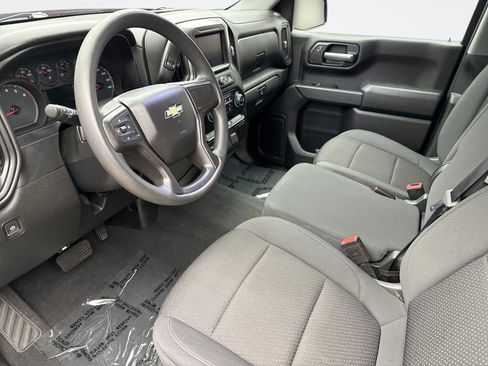Used 2020 Chevrolet Silverado 1500 Custom w/ Custom Value Package AWD/4WD image 10