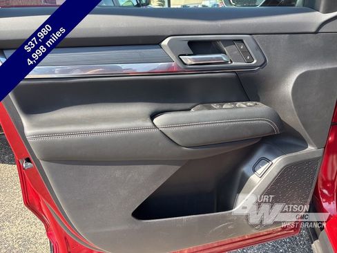 Used 2026 GMC Terrain Elevation w/ Elevation Premium Package image 15