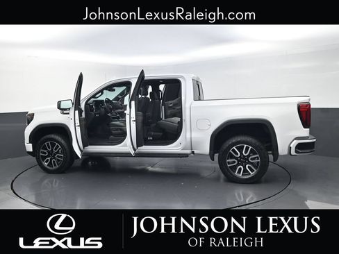 Used 2023 GMC Sierra 1500 AT4 w/ AT4 Premium Package AWD/4WD image 39