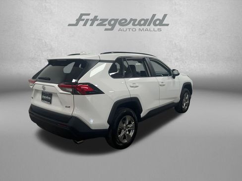 Used 2024 Toyota RAV4 XLE FWD image 8