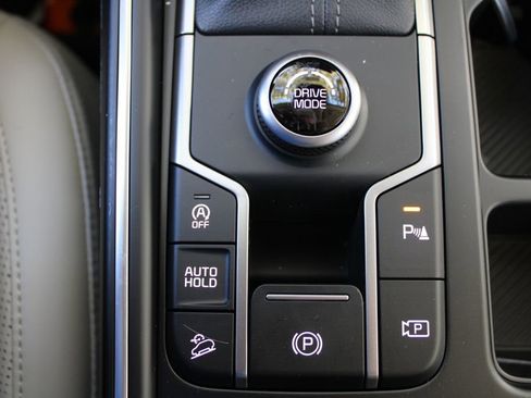 New 2026 Kia Sorento S FWD image 34