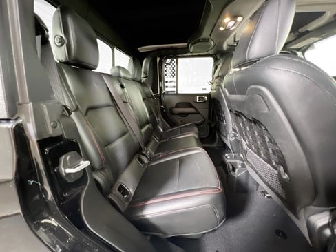 Used 2020 Jeep Gladiator Rubicon w/ Dual Top Group AWD/4WD image 26