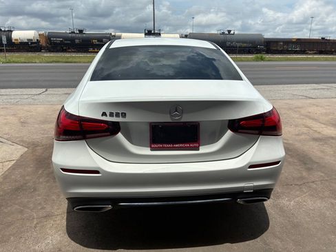 Used 2019 Mercedes-Benz A 220 image 17