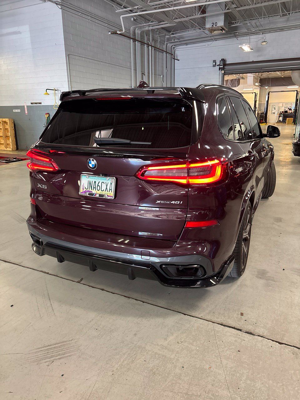 Used 2020 BMW X5 xDrive40i w/ M Sport Package AWD/4WD image 4