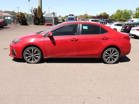 Used 2019 Toyota Corolla SE FWD image 8