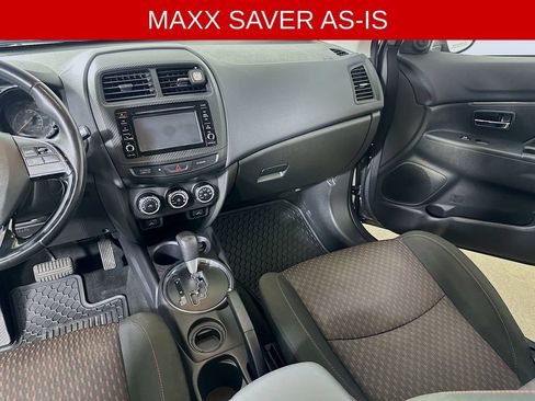 Used 2017 Mitsubishi Outlander Sport SE FWD image 19