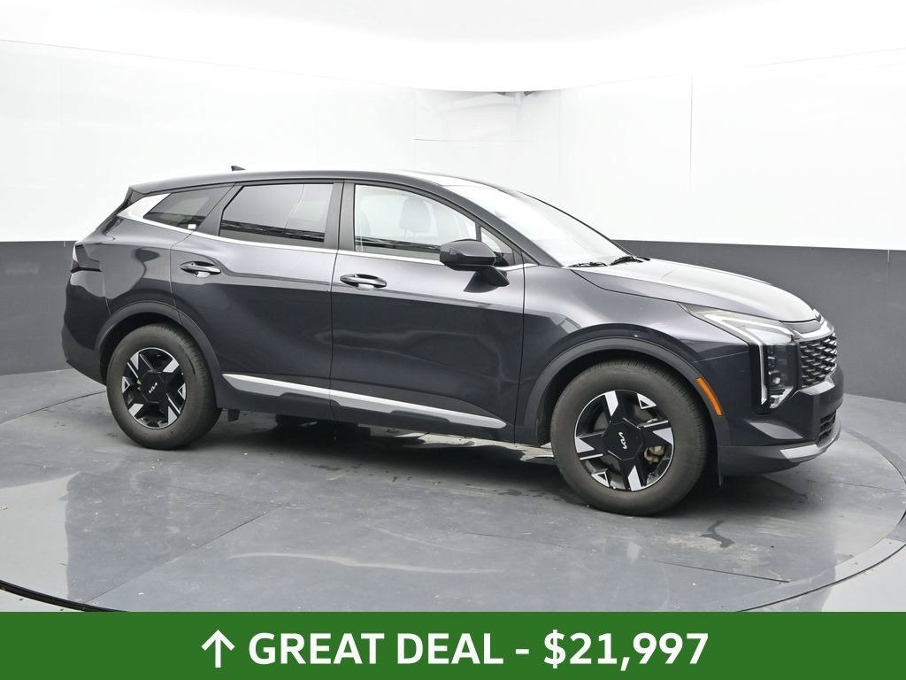Used 2026 Kia Sportage LX FWD image 5