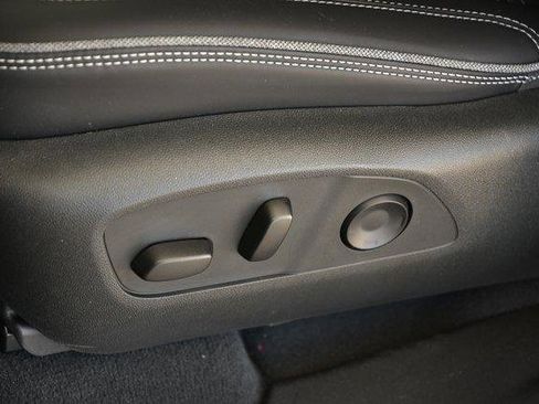 New 2025 GMC Sierra EV Denali image 29