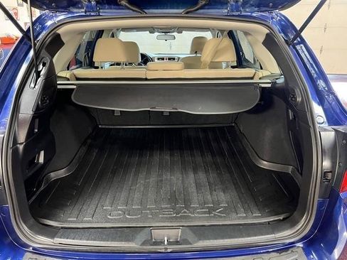 Used 2016 Subaru Outback 2.5i Premium AWD/4WD image 9
