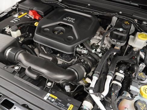 Certified 2022 Jeep Wrangler Unlimited Sahara image 54