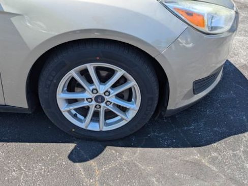 Used 2016 Ford Focus SE image 11