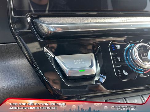 New 2026 GMC Sierra 3500 Denali w/ Denali Reserve Package image 27