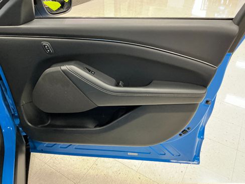 Used 2023 Ford Mustang Mach-E Select image 26