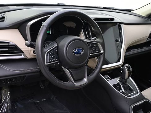 Certified 2025 Subaru Outback Limited AWD/4WD image 11