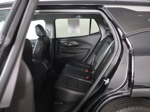 Used 2023 GMC Terrain SLT w/ Infotainment Package II AWD/4WD image 30