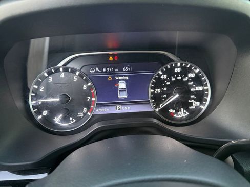 Used 2022 Nissan Titan SV w/ Accessory Utility Package image 19