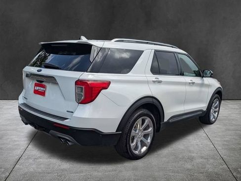 Used 2020 Ford Explorer Platinum w/ Premium Technology Package AWD/4WD image 4