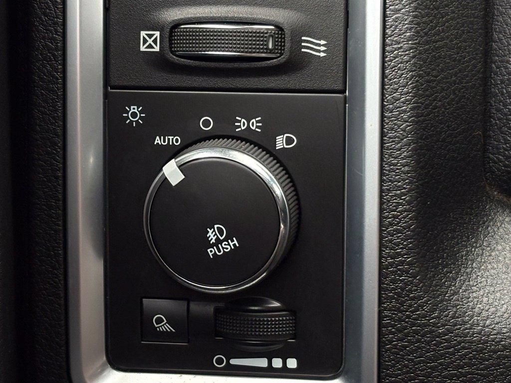 Used 2016 RAM 1500 Limited AWD/4WD image 21