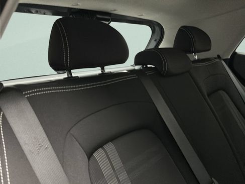 Certified 2023 Hyundai Venue SEL FWD image 14
