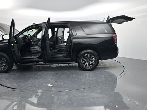 Used 2023 Chevrolet Suburban Z71 w/ Luxury Package image 74
