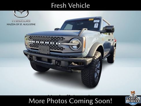 Used 2024 Ford Bronco Badlands image 1
