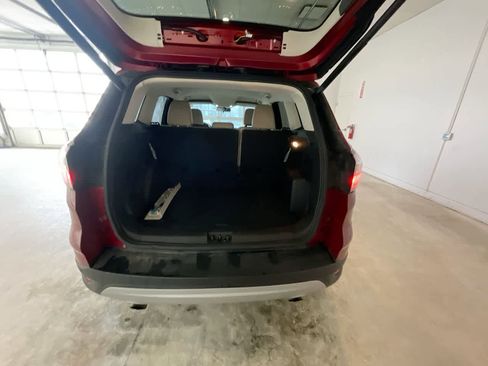 Used 2018 Ford Escape SEL image 23