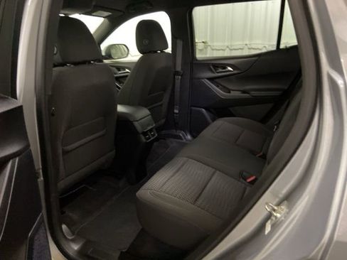 Used 2025 Chevrolet Equinox LT image 20