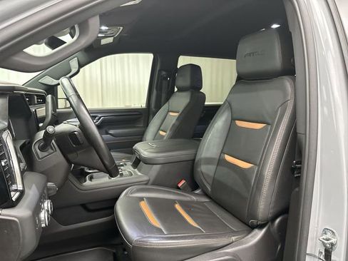 Used 2024 GMC Sierra 2500 AT4 w/ Technology Package image 16