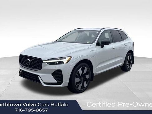 Used 2024 Volvo XC60 T8 Plus w/ Climate Package AWD/4WD image 1