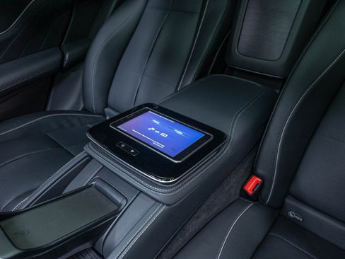 Used 2022 Mercedes-Benz Maybach GLS 600 4MATIC image 20