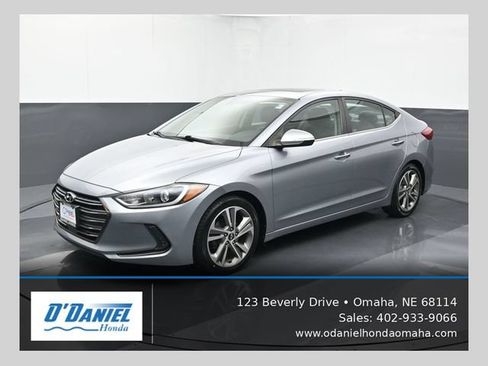 Used 2017 Hyundai Elantra Limited w/ Limited Ultimate Package 09 FWD image 1