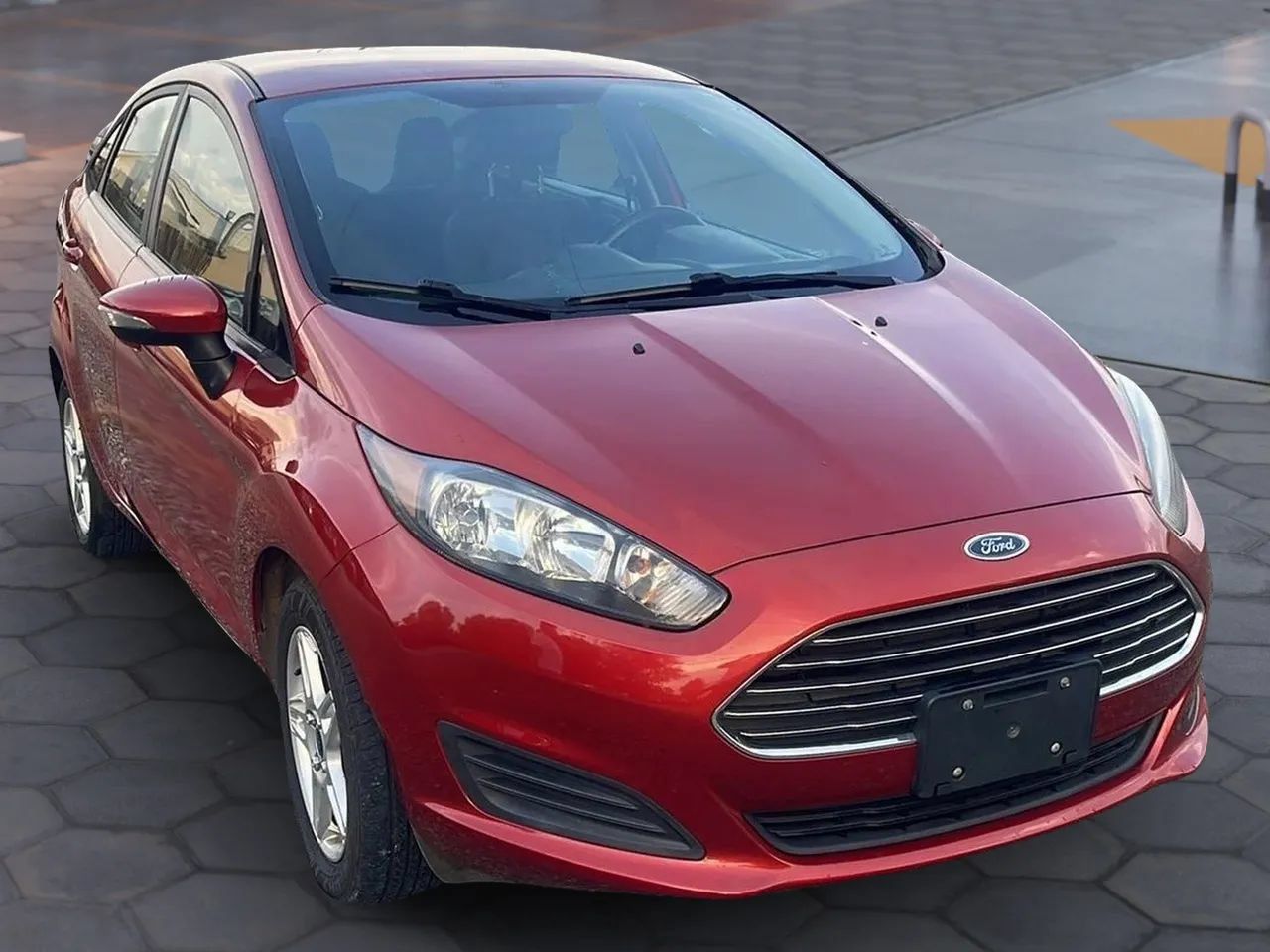 Used 2018 Ford Fiesta SE FWD image 16