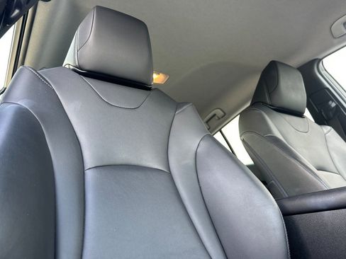 Used 2017 Toyota Prius Prime Advanced FWD image 20