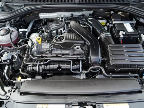 Used 2025 Volkswagen Jetta Sport FWD image 14