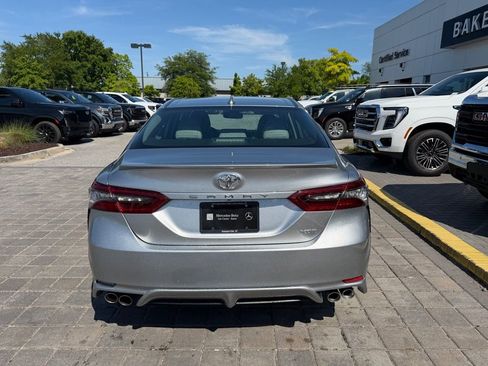 Used 2023 Toyota Camry XSE FWD image 7