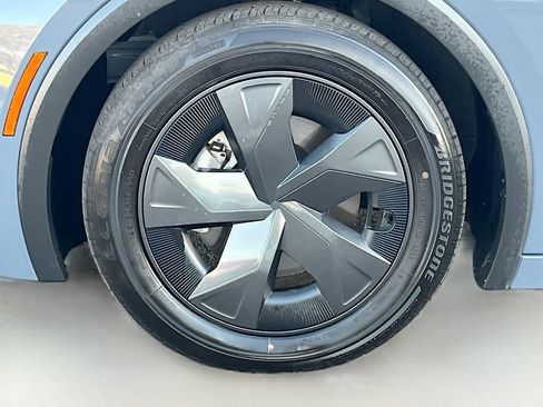 Used 2024 Toyota Prius Prime SE image 28