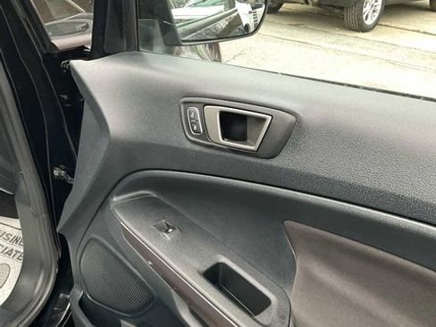 Used 2021 Ford EcoSport SE FWD image 45