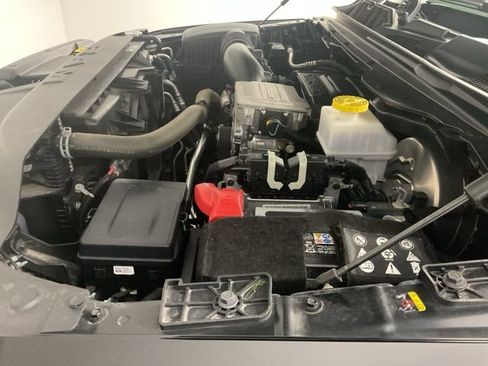 Used 2024 RAM 1500 Laramie image 19