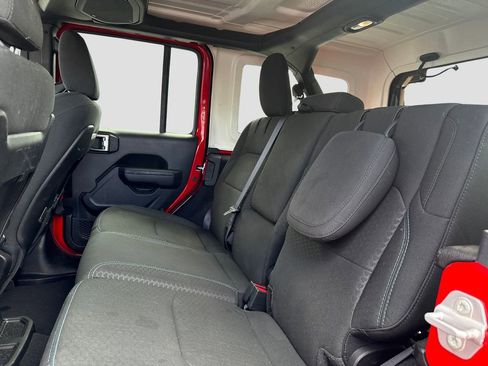 Used 2025 Jeep Wrangler Unlimited Rubicon 4xe w/ Convenience Group AWD/4WD image 22