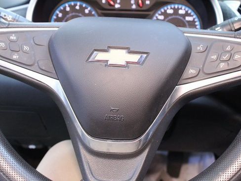 Used 2022 Chevrolet Malibu LT image 19