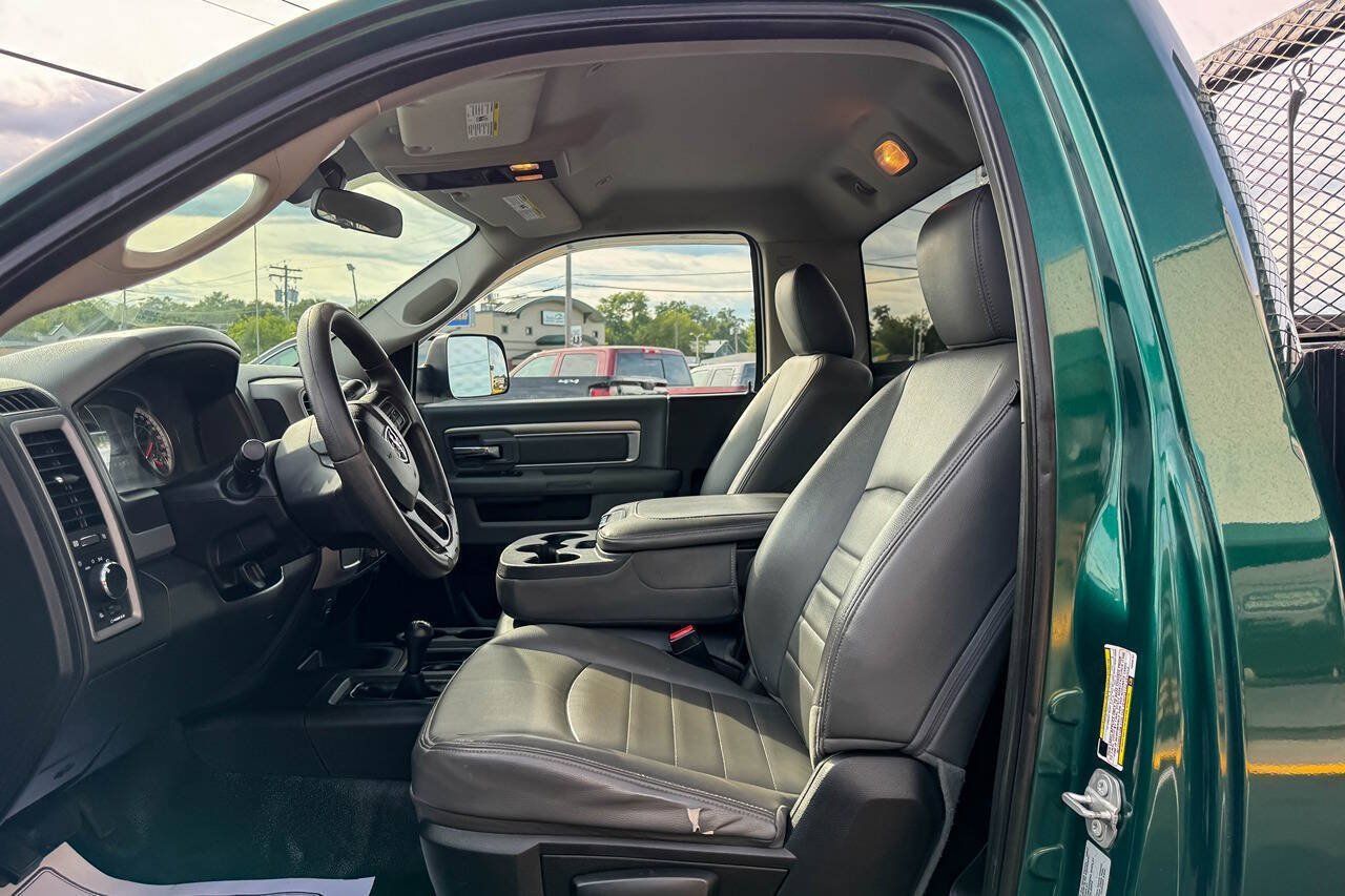 Used 2017 RAM 3500 Tradesman w/ Power & Remote Entry Group AWD/4WD image 18