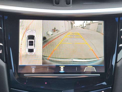 Used 2018 Cadillac XTS Luxury w/ Driver Awareness Package AWD/4WD image 17