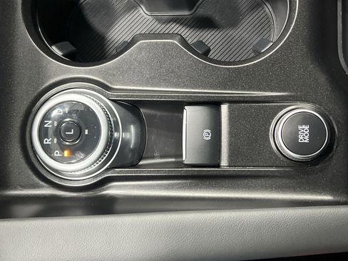 Used 2025 Ford Explorer Active image 20