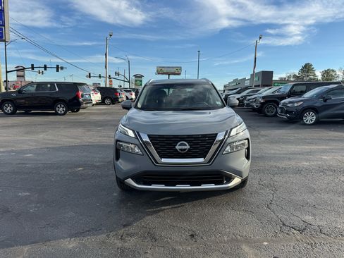 Used 2023 Nissan Rogue Platinum w/ Platinum Premium Package image 3