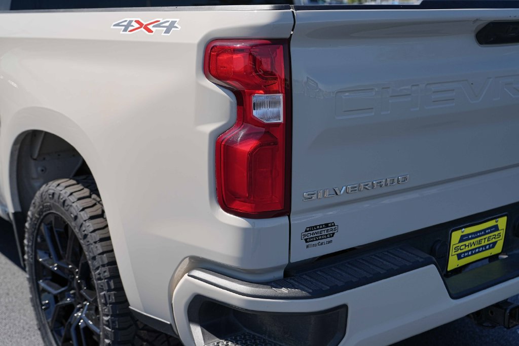 Used 2026 Chevrolet Silverado 1500 RST AWD/4WD image 10
