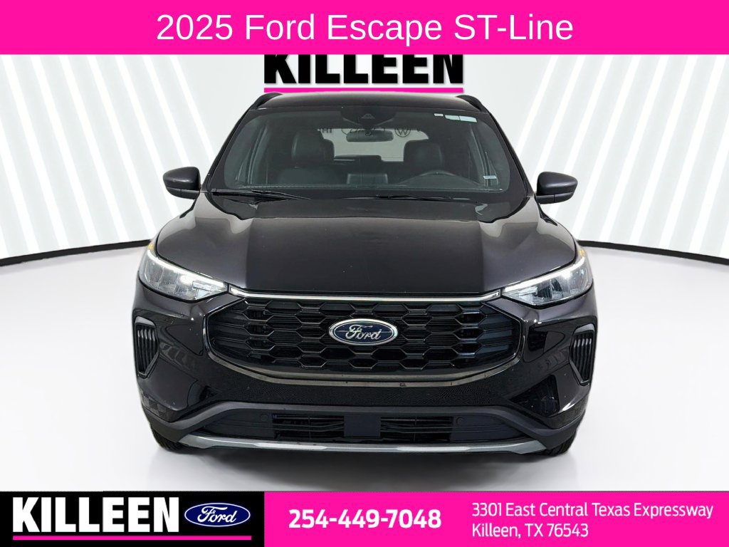 Used 2025 Ford Escape ST-Line AWD/4WD image 2