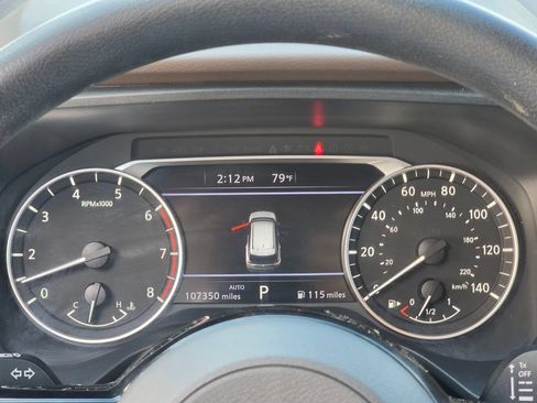 Used 2023 Nissan Rogue SV AWD/4WD image 19